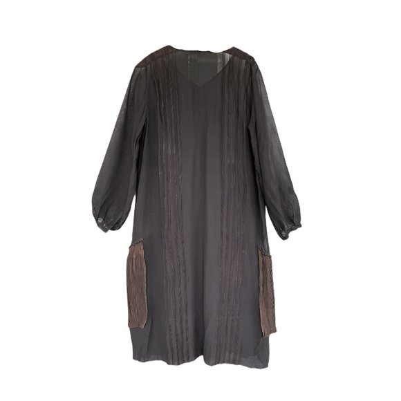 Vintage 1920s Flapper Dress - Picture 2 of 5